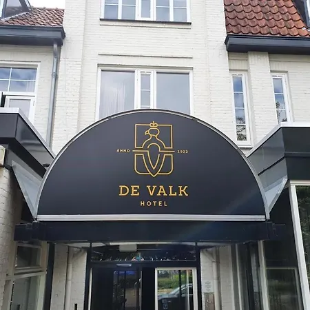 Boutique Hotel De Statie מלון 3*