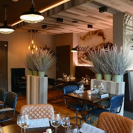 מלון Boutique Hotel De Statie ואלקנסווארד