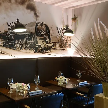 מלון Boutique Hotel De Statie