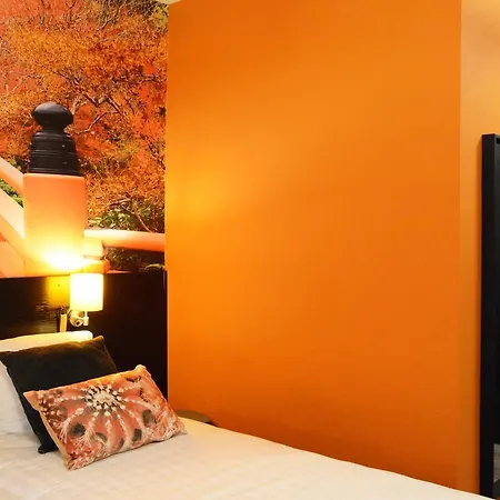 Boutique Hotel De Statie 3*