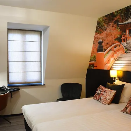 Boutique Hotel De Statie מלון ואלקנסווארד