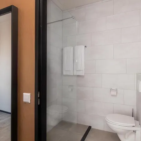 Boutique Hotel De Statie מלון 3*