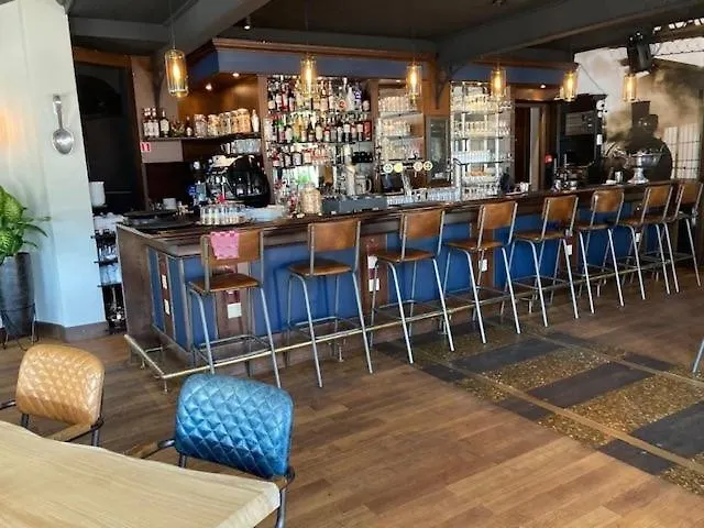 Boutique Hotel De Statie Otel 3*