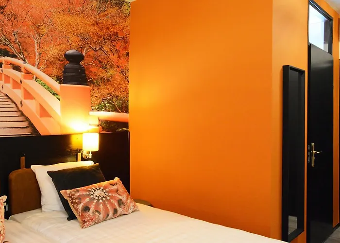 Boutique Hotel De Statie 3*