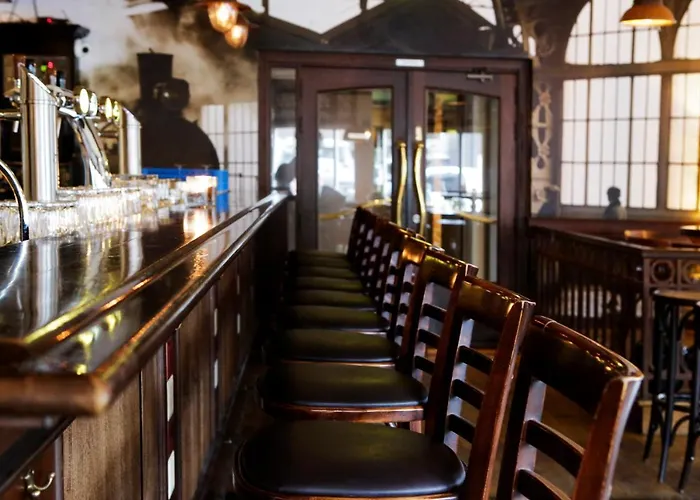 Boutique Hotel De Statie 3*