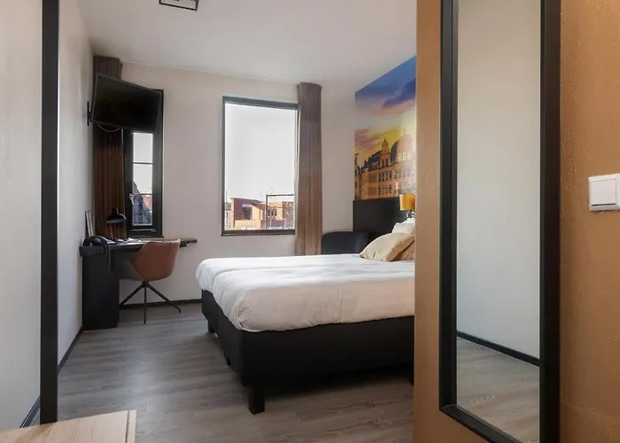 Boutique Hotel De Statie Otel 3*