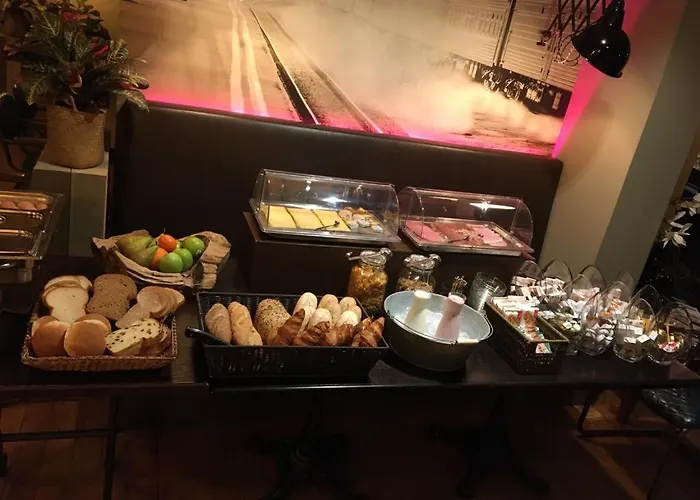 Boutique Hotel De Statie Otel 3*