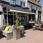 Boutique Hotel De Statie 3*